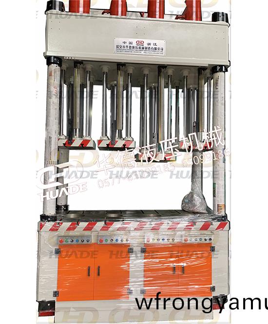 華(hua)悳液壓機械製造(zao) 提供安全、便捷的液壓機設備(bei)及自動化設備(bei)